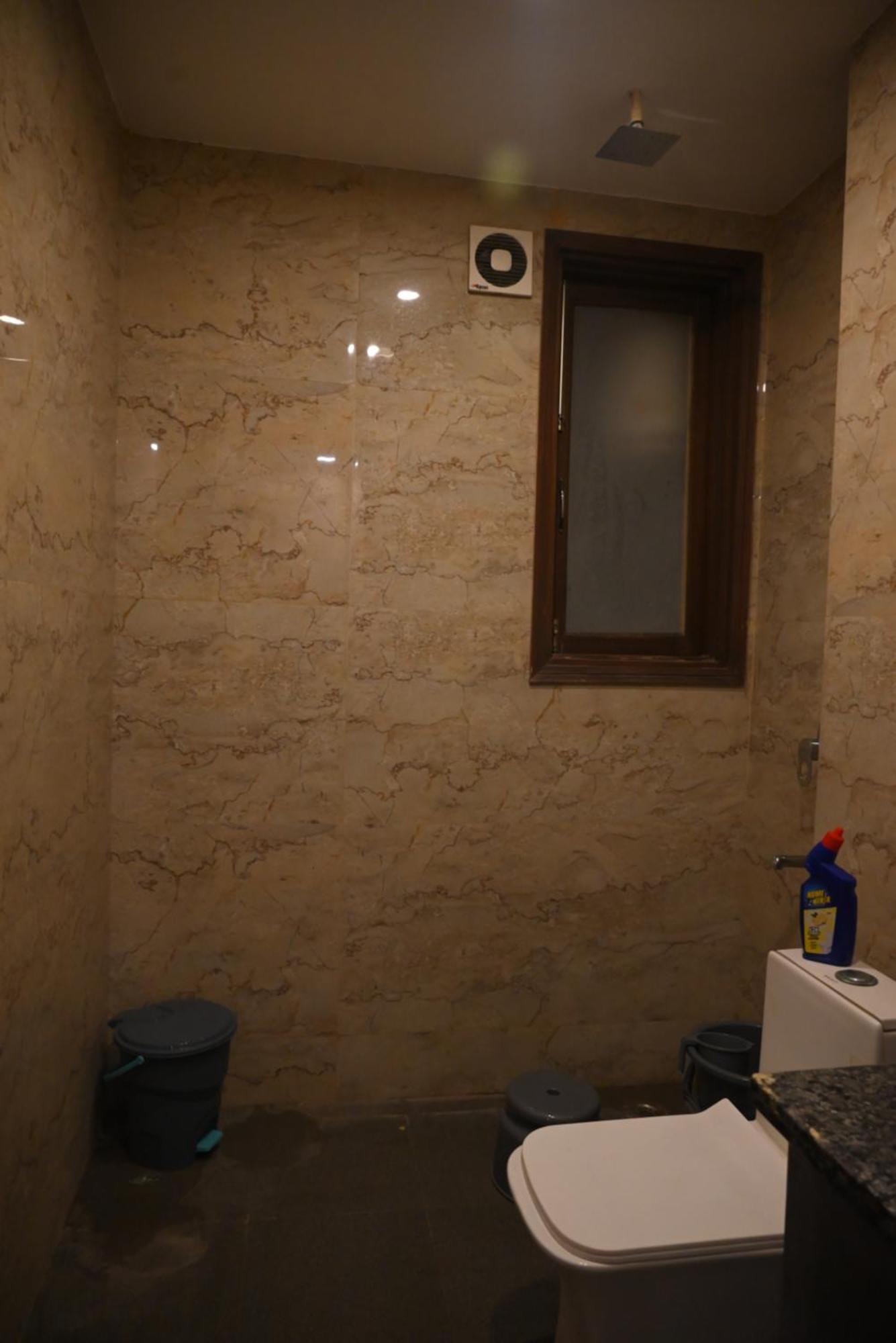Apartment Jasmine Comfy Couples & Family Friendly Close To Saket Metro Station New Delhi