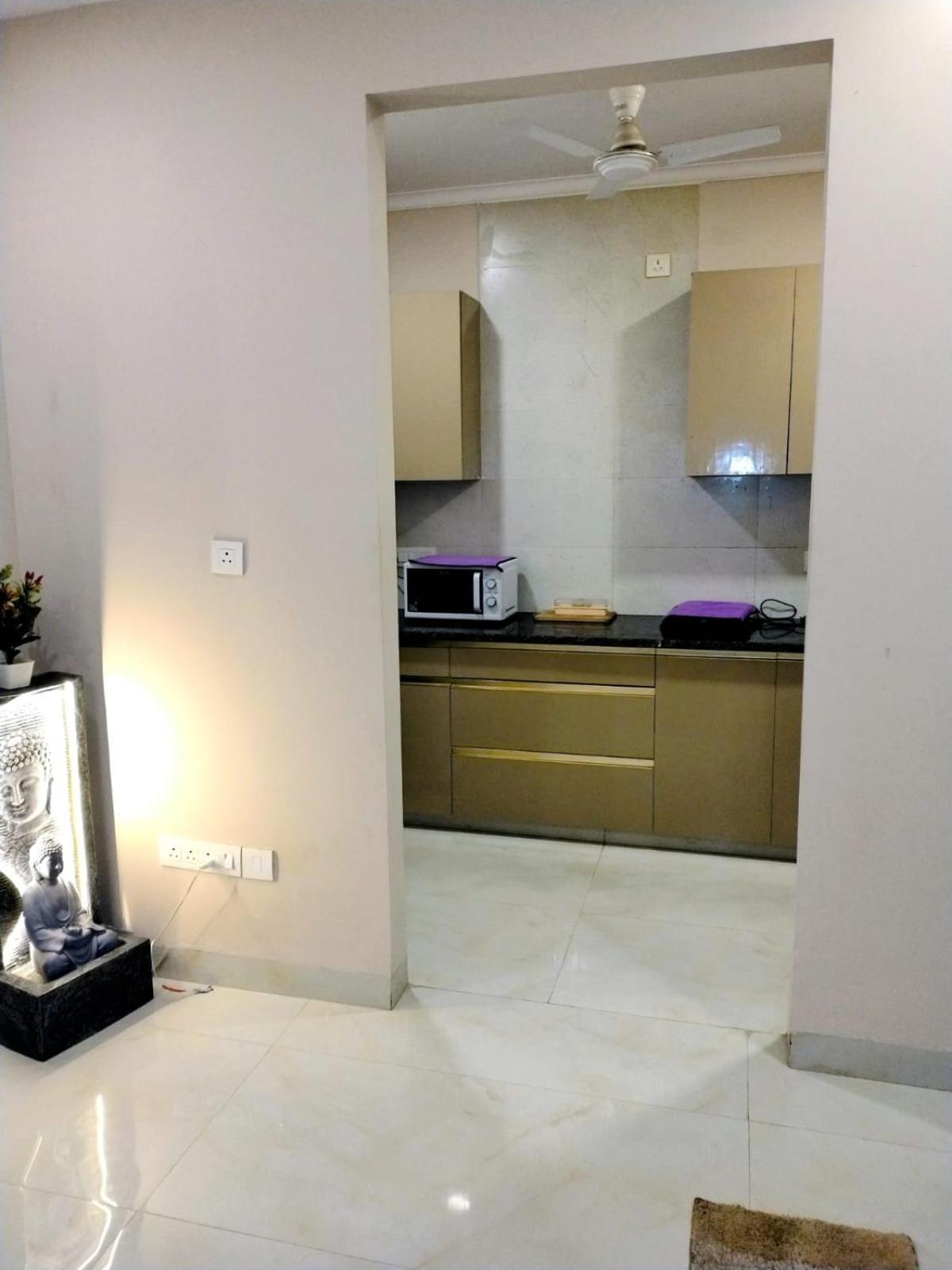 Jasmine Comfy Couples & Family Friendly Close To Saket Metro Station New Delhi